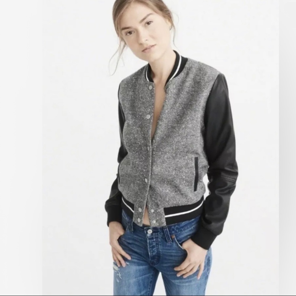 Abercrombie & Fitch Wool Blend Varsity Bomber Jacket S Faux Leather Sleeves